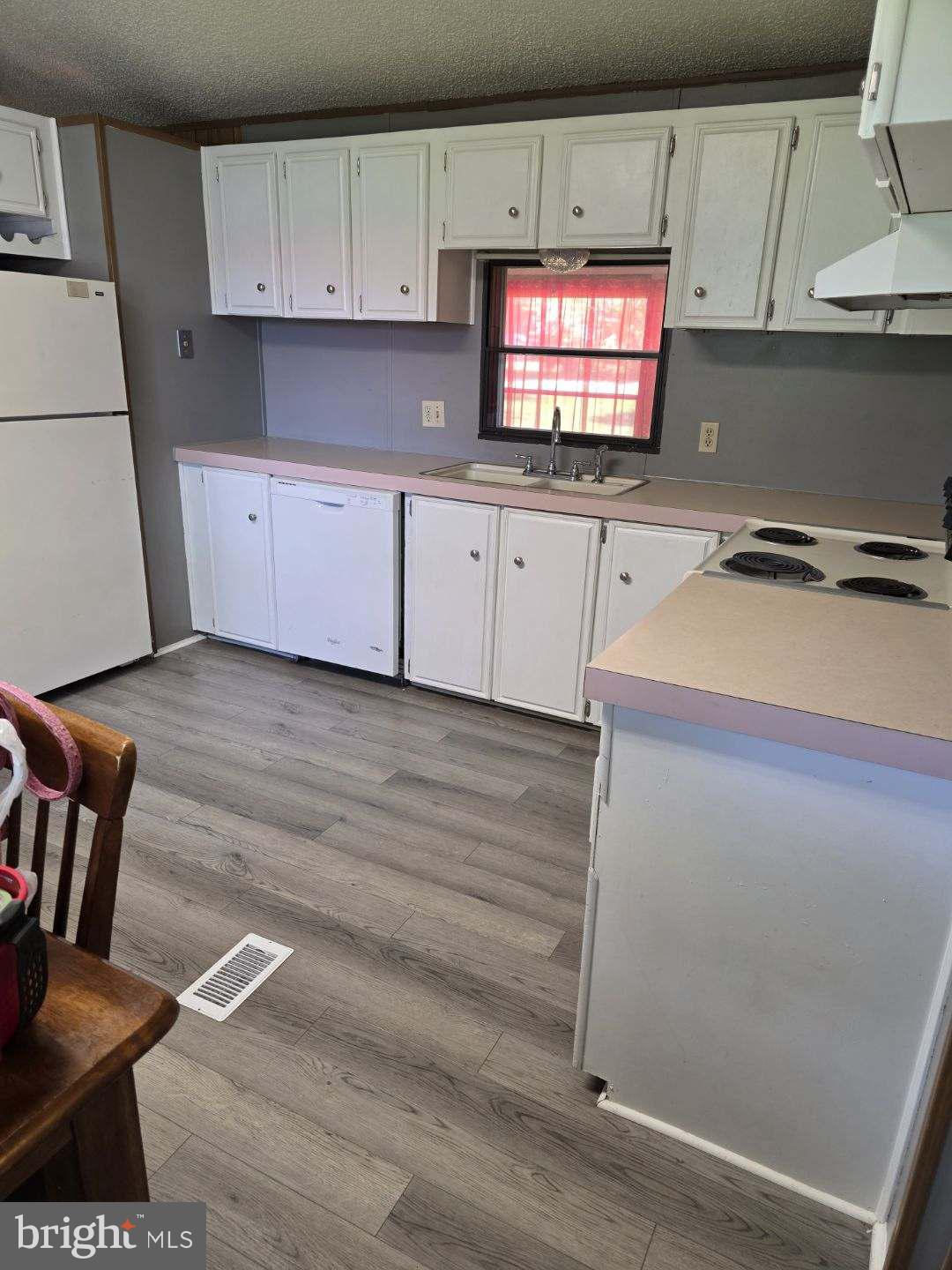 2900 Central Road Cambridge, MD 21613 - Photo 3 of 15 Kichen