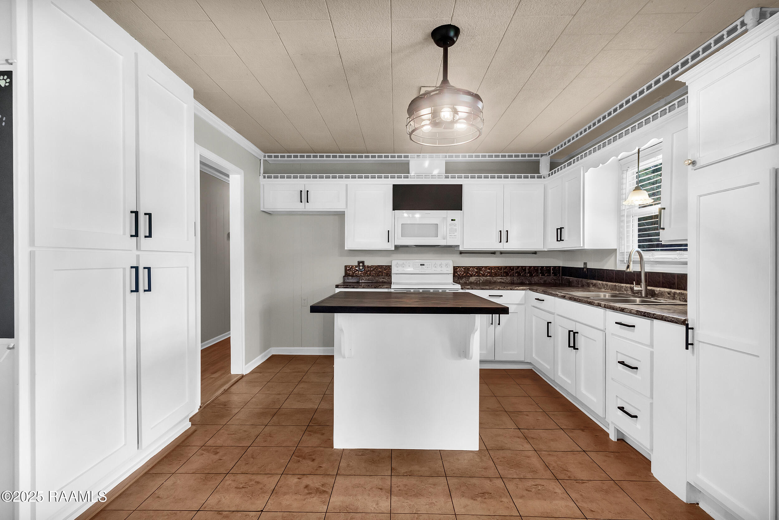 333 Seneca Street Port Barre, LA 70577 - Photo 3 of 16 9_img_3205