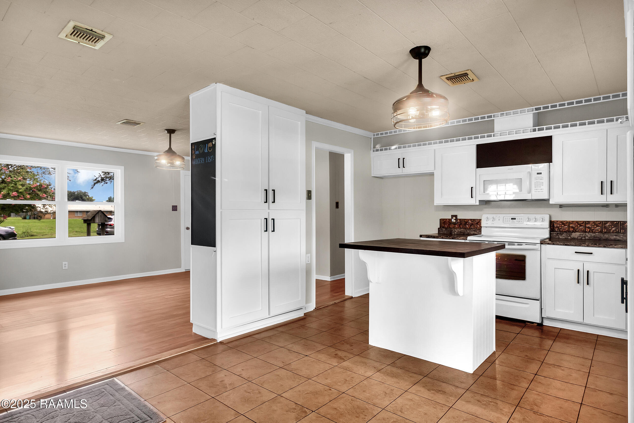 333 Seneca Street Port Barre, LA 70577 - Photo 5 of 16 6_img_3196