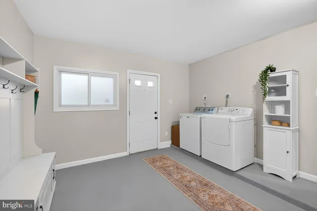 $639,900 | 4010 Novar Drive, Chantilly, VA 20151