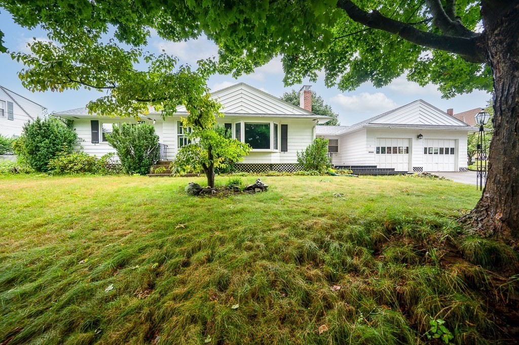 11 Lyndale Road Worcester, MA 01606 - Photo 2 of 40 Gallery Image 2