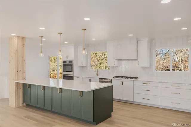 $798,000 | 352 South Carr Street, Lakewood, CO 80226