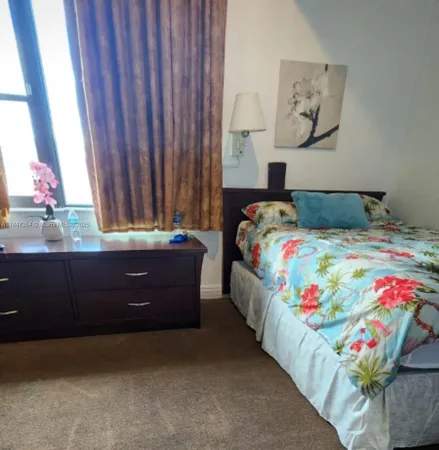 $1,800 | 6345 Collins Avenue, Unit PH21, Miami Beach, FL 33141