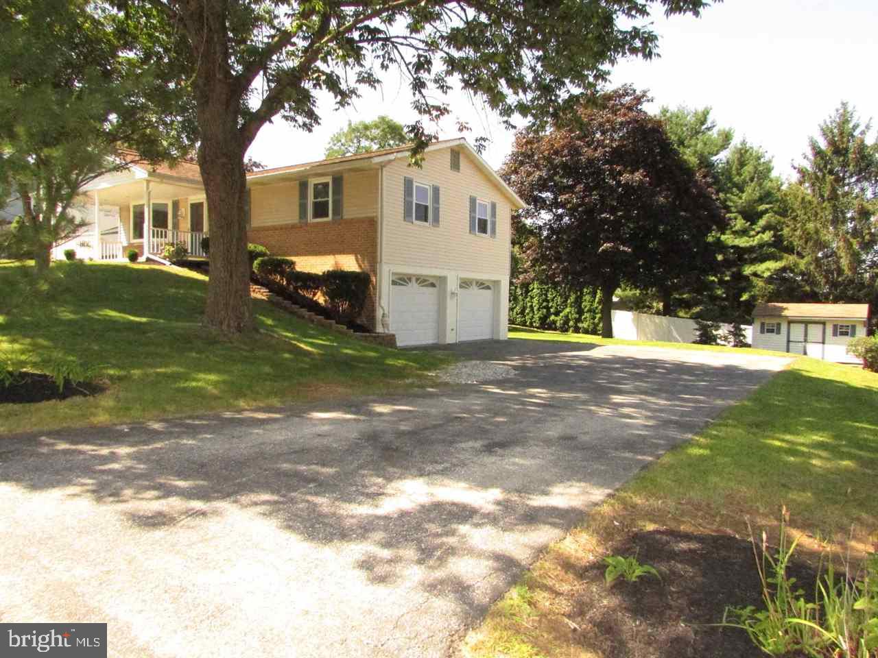 275 Blymire Road Dallastown, PA 17313 - Photo 5 of 25 Gallery Image 5