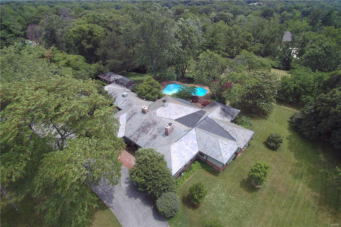 10046 Litzsinger Road St. Louis, MO 63124 - Photo 3 of 8 Gallery Image 3