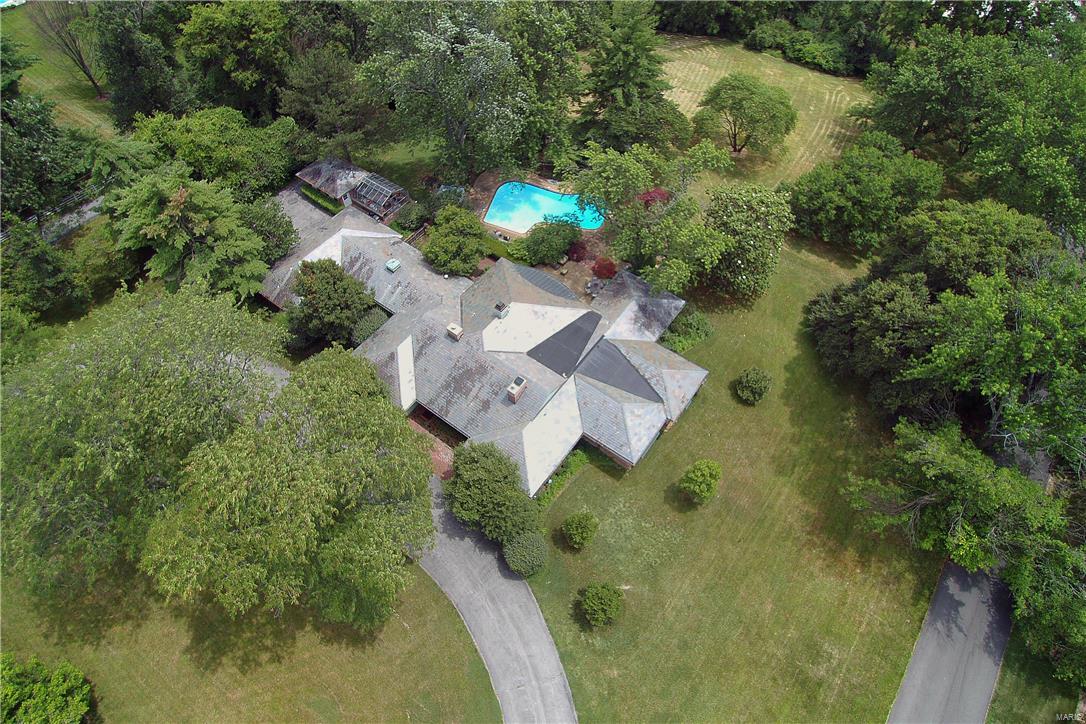 10046 Litzsinger Road St. Louis, MO 63124 - Photo 4 of 8 Gallery Image 4