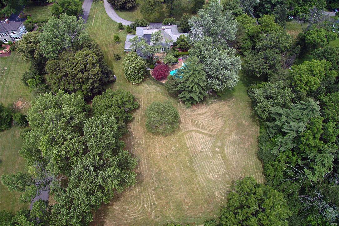 10046 Litzsinger Road St. Louis, MO 63124 - Photo 7 of 8 Gallery Image 7
