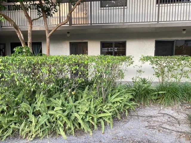 $295,000 | 7675 Northwest 79th Avenue, Unit 109, Tamarac, FL 33321