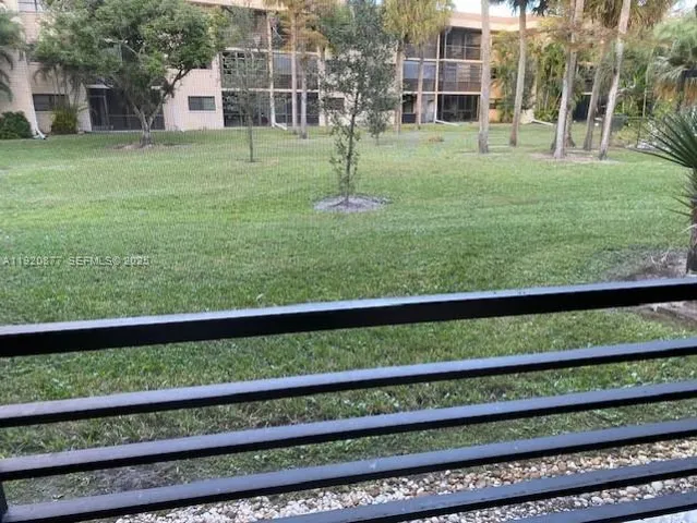 $295,000 | 7675 Northwest 79th Avenue, Unit 109, Tamarac, FL 33321