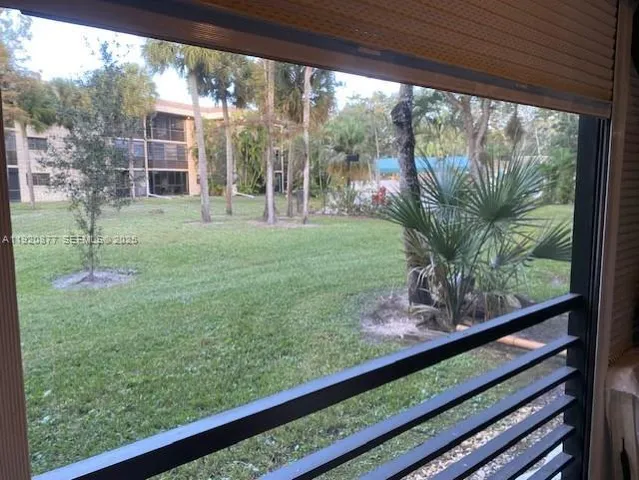 $295,000 | 7675 Northwest 79th Avenue, Unit 109, Tamarac, FL 33321