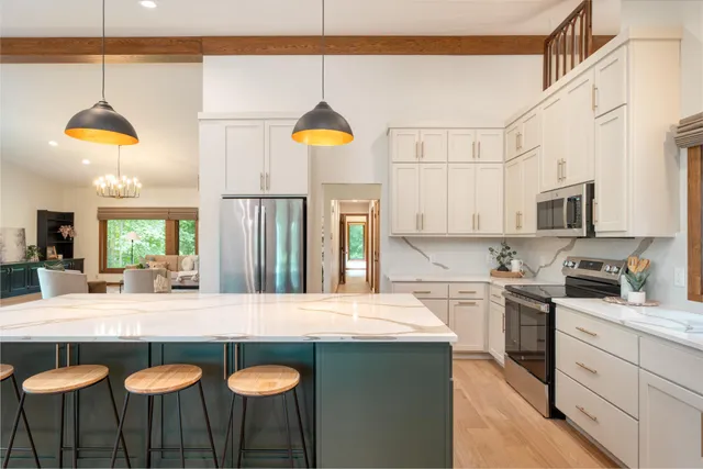 $799,000 | 3711 Golf Course Road, Cohasset, MN 55744