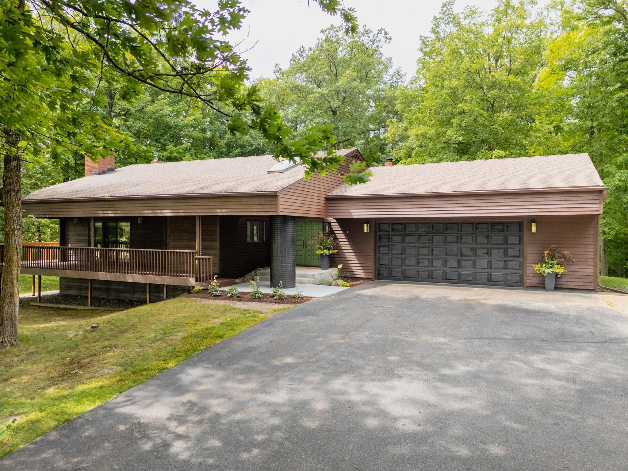 3711 Golf Course Road Cohasset, MN 55744 - Photo 3 of 44