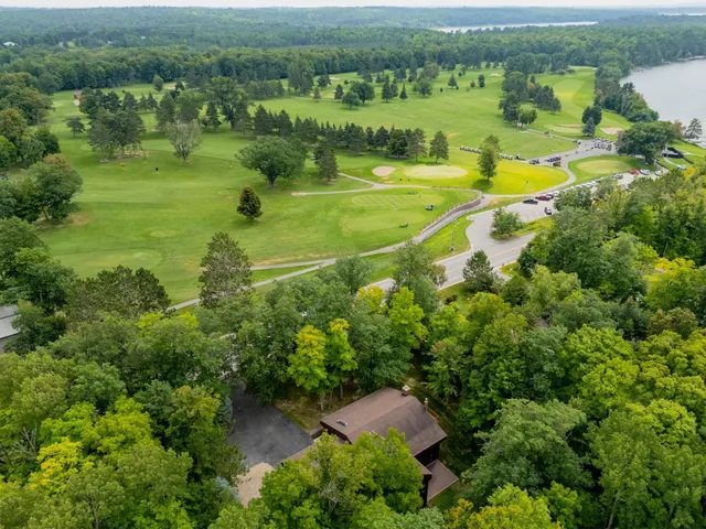 $799,000 | 3711 Golf Course Road, Cohasset, MN 55744