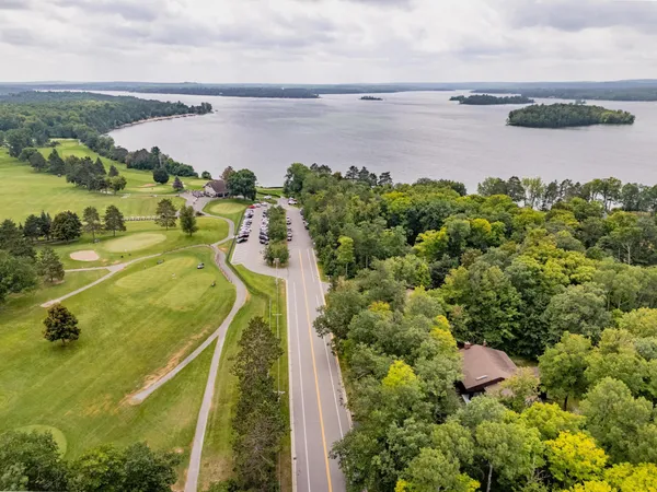 $799,000 | 3711 Golf Course Road, Cohasset, MN 55744