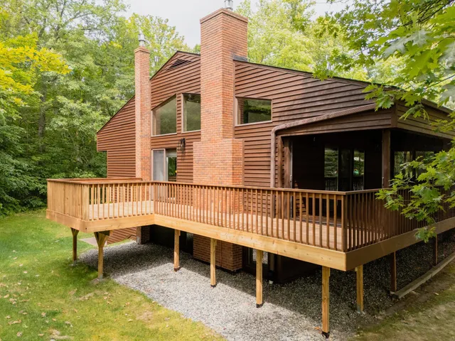 $799,000 | 3711 Golf Course Road, Cohasset, MN 55744