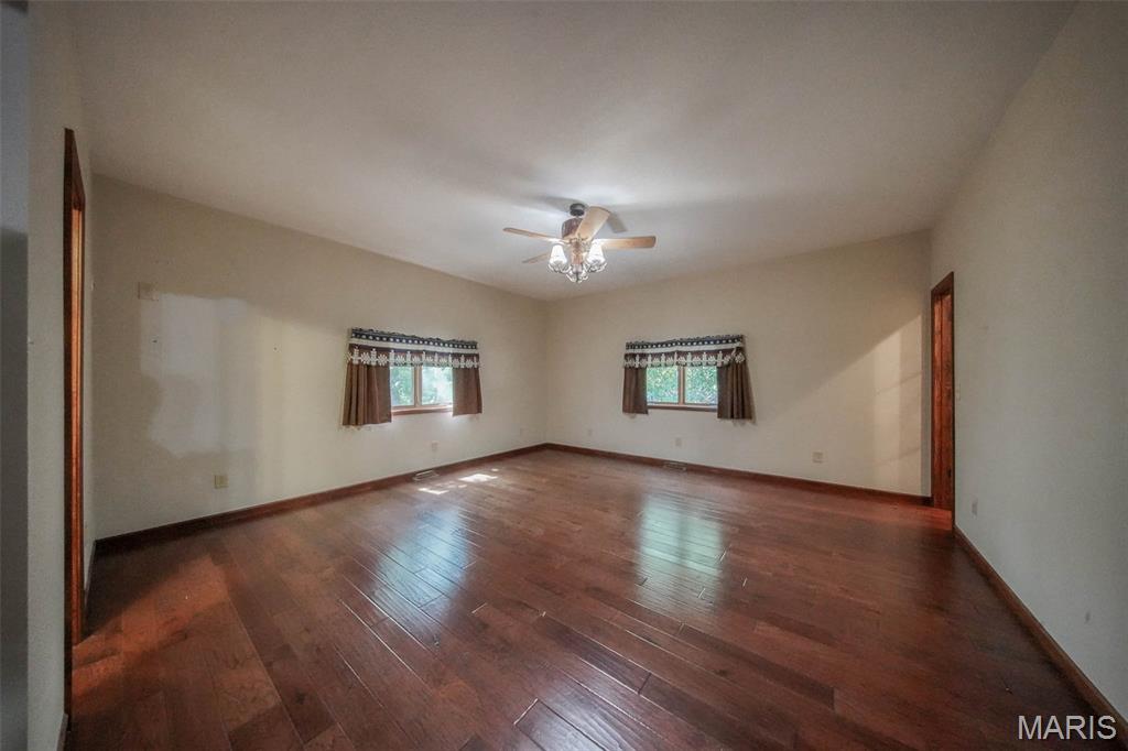 283 Broken Post Road Richland, MO 65556 - Photo 20 of 97