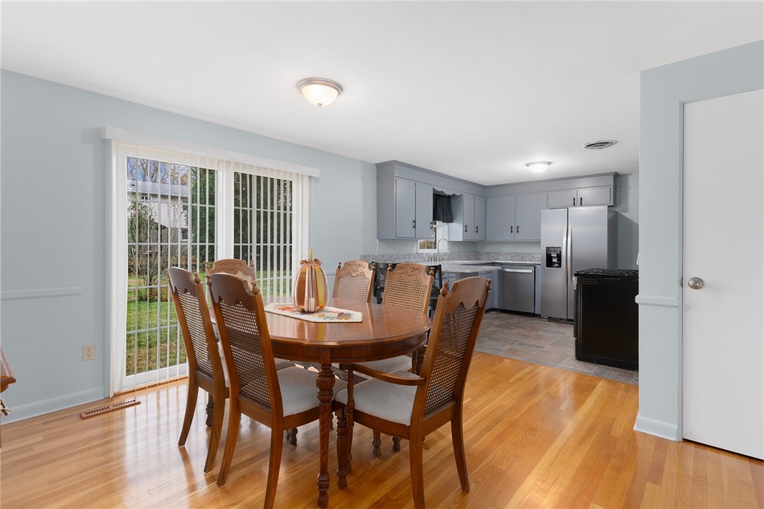 27 Priscilla Road Woonsocket, RI 02895 - Photo 8 of 33