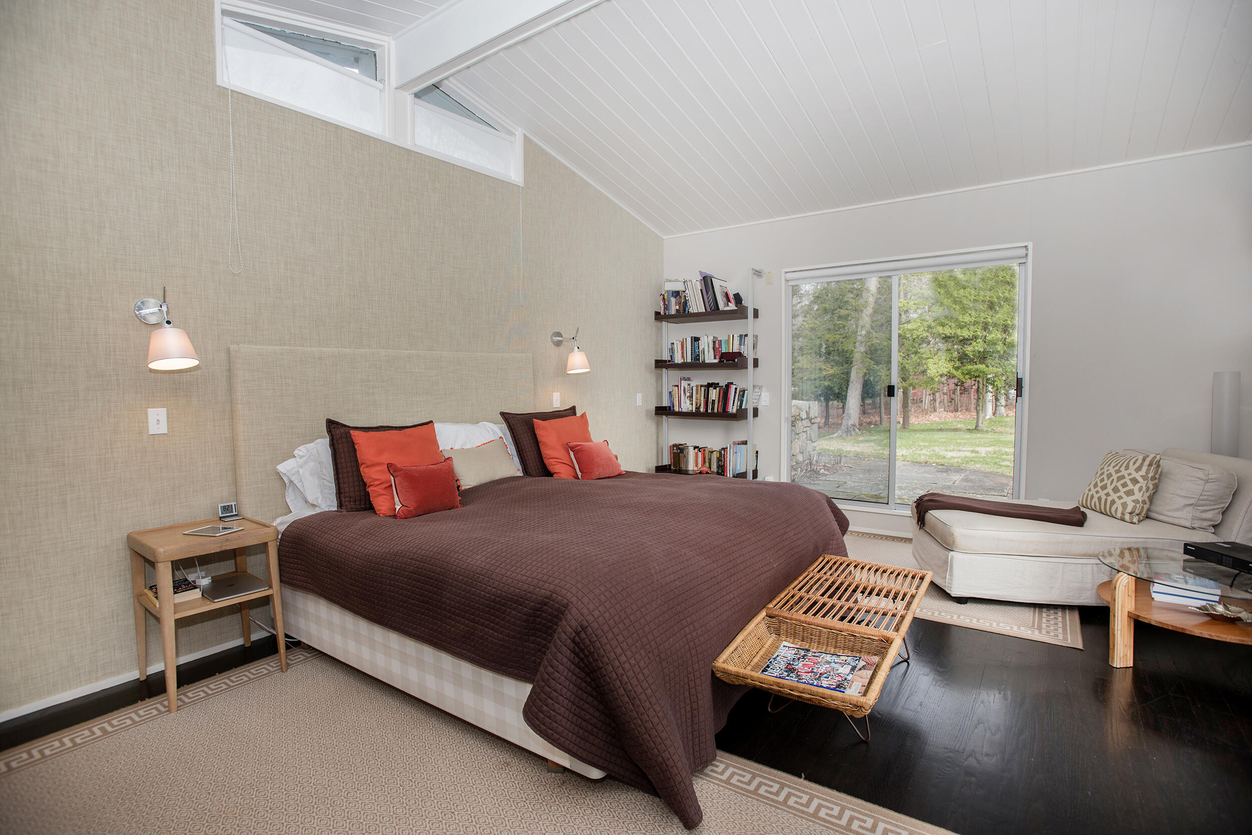 46 Benedict Hill Road New Canaan, CT 06840 - Photo 17 of 50 a bedroom with a bed couch and a window