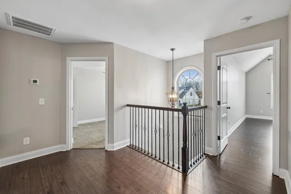 $2,400 | 275 Crusaw Drive, Clarksville, TN 37043