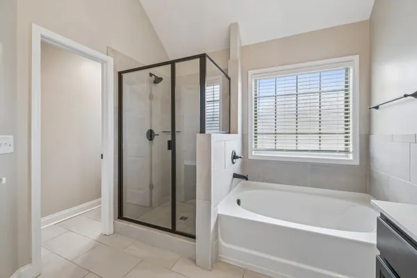 $2,400 | 275 Crusaw Drive, Clarksville, TN 37043