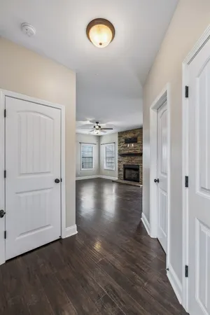 $2,400 | 275 Crusaw Drive, Clarksville, TN 37043