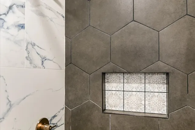 $4,000 | 807 West Oltorf Street, Austin, TX 78704