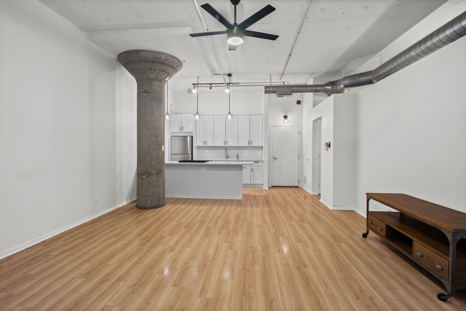 130 South Canal Street, Unit 212 Chicago, IL 60606 - Photo 18 of 34