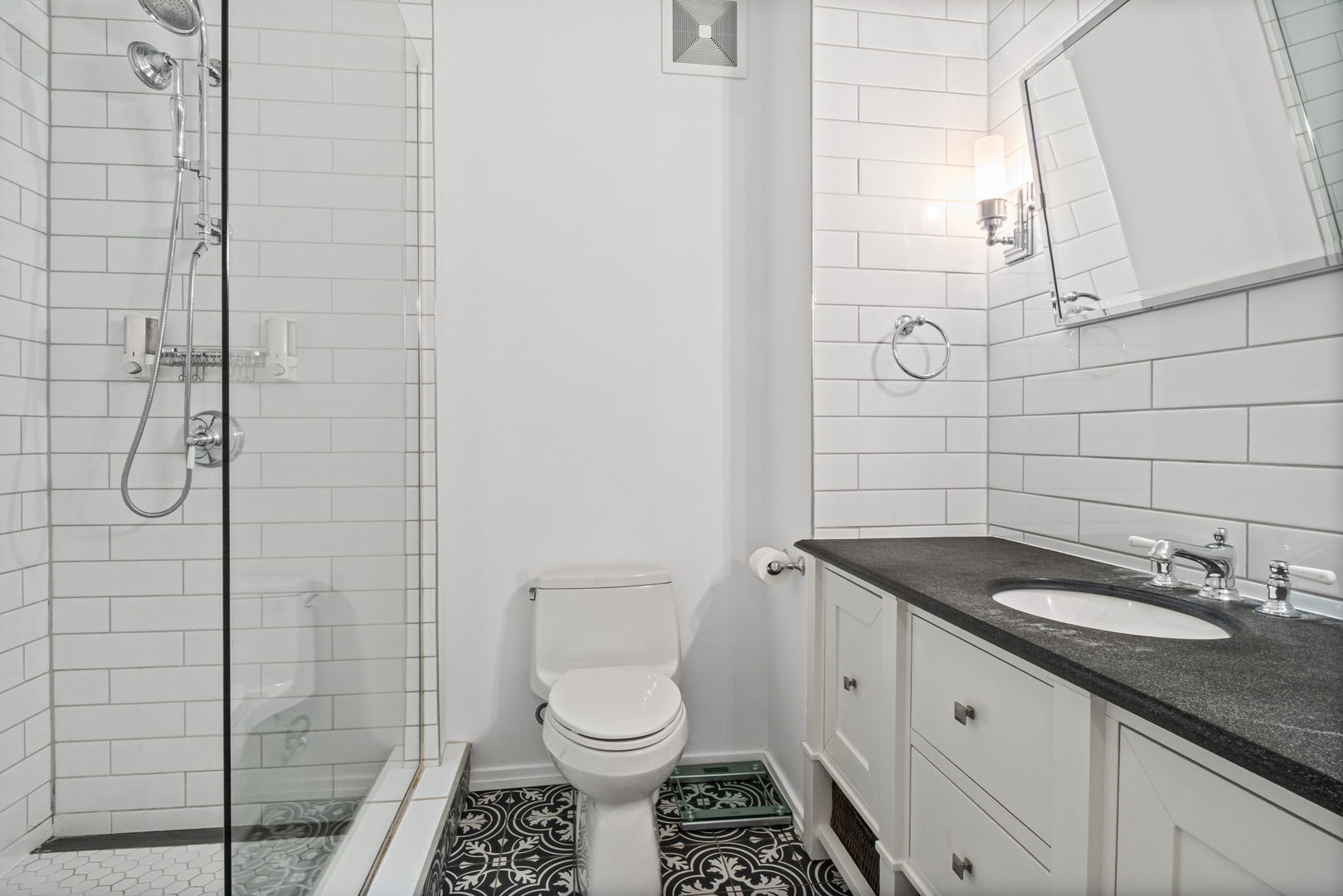 130 South Canal Street, Unit 212 Chicago, IL 60606 - Photo 22 of 34