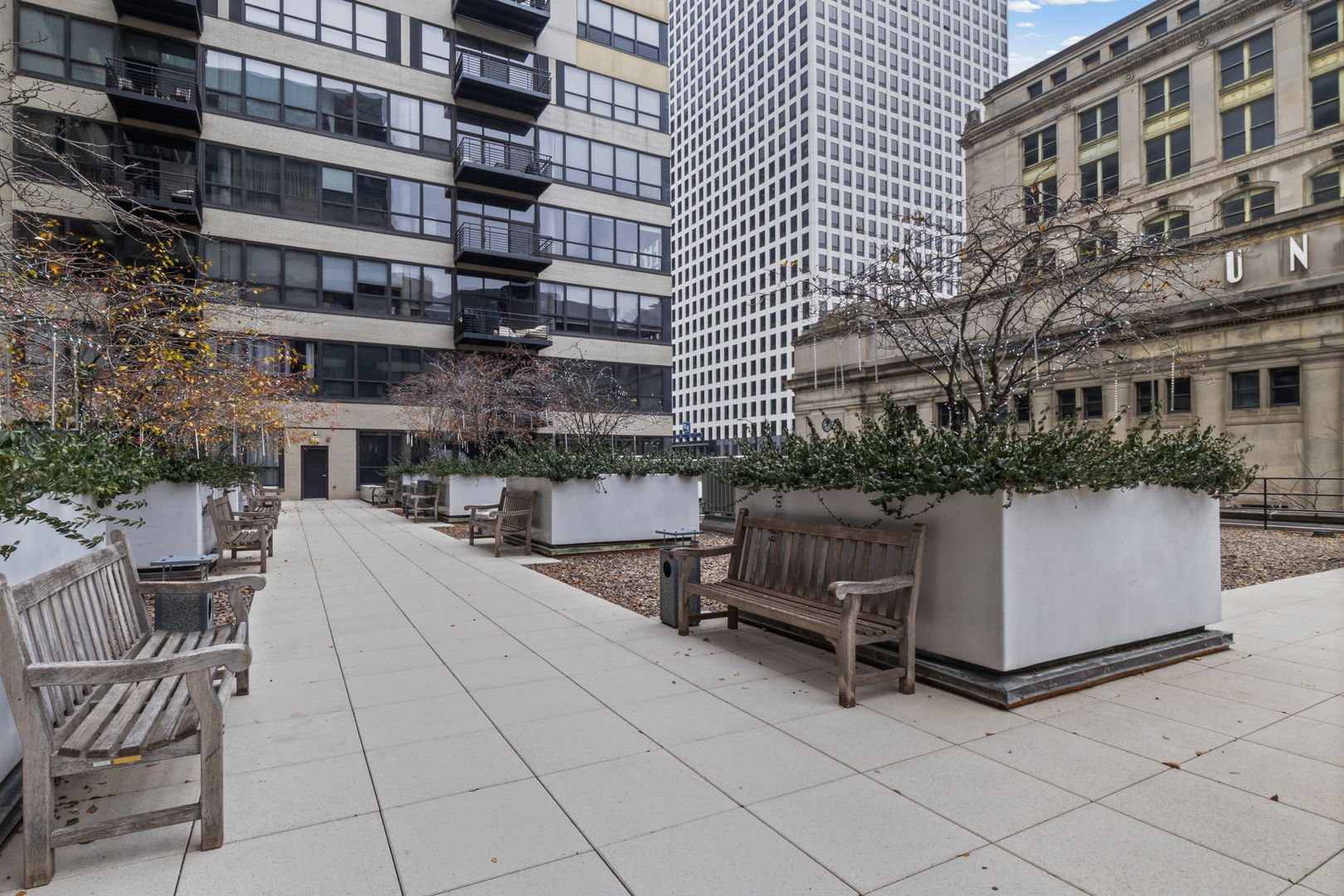 130 South Canal Street, Unit 212 Chicago, IL 60606 - Photo 28 of 34