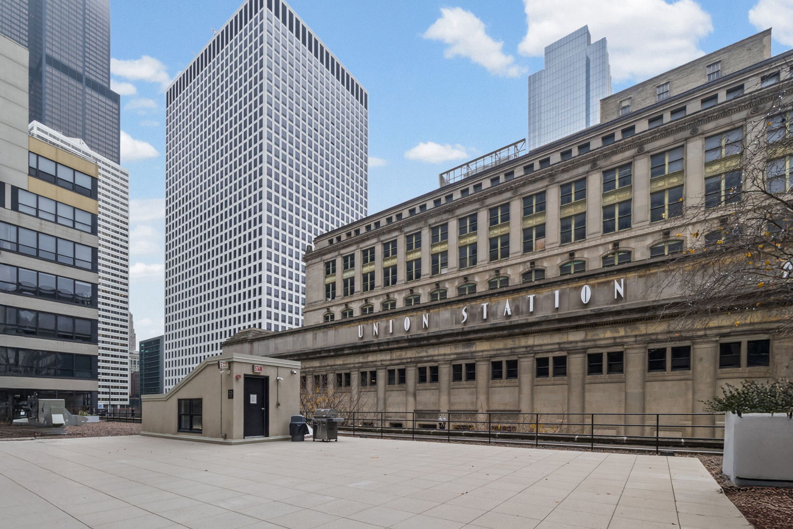 130 South Canal Street, Unit 212 Chicago, IL 60606 - Photo 29 of 34