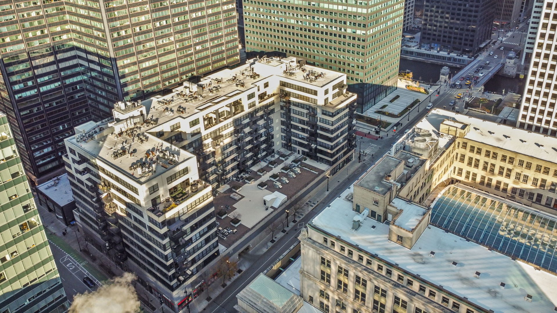 130 South Canal Street, Unit 212 Chicago, IL 60606 - Photo 32 of 34