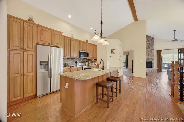 $484,999 | 602 Weiskopf Way, Camdenton, MO 65020