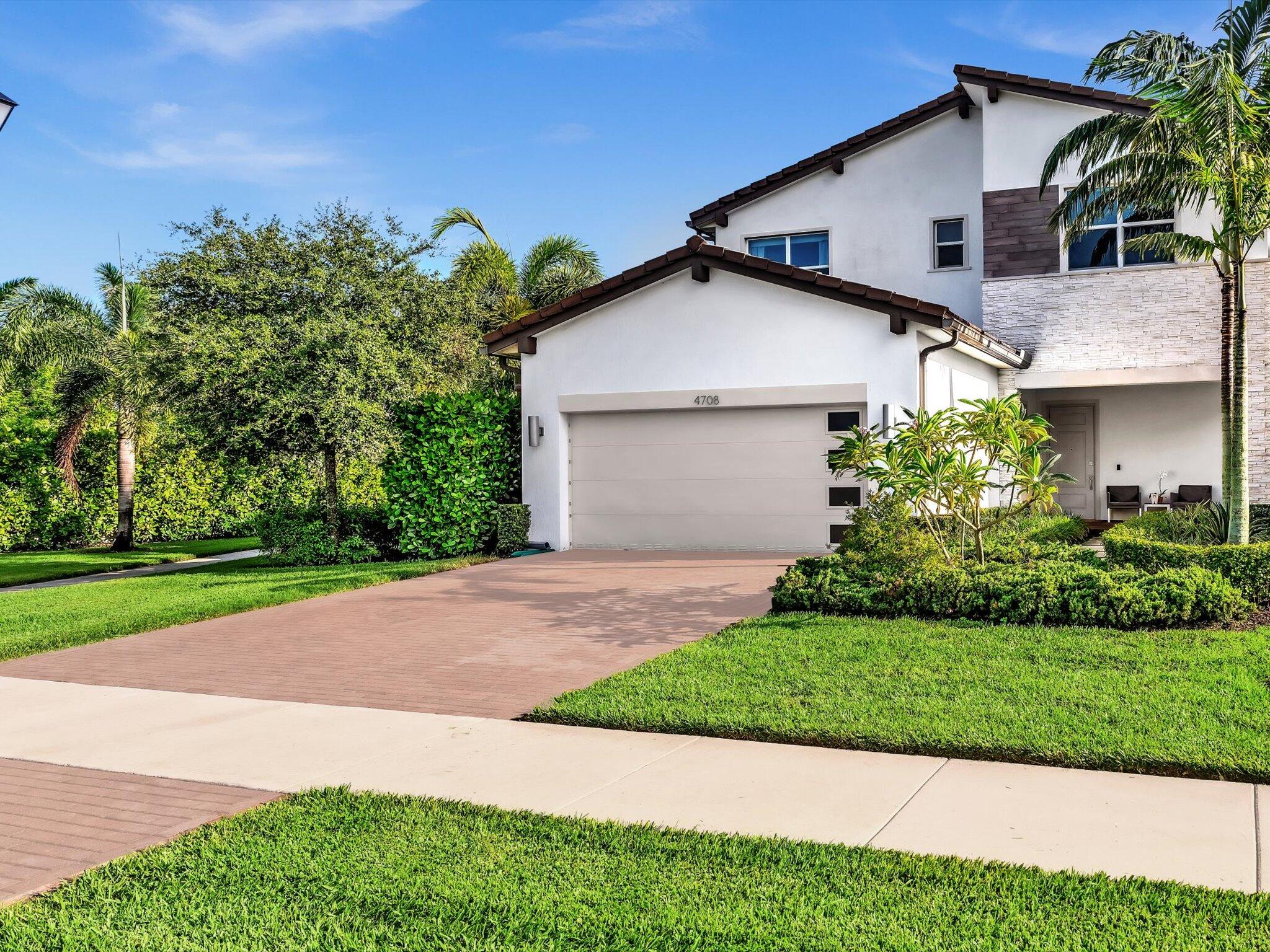 4708 Saddle Ranch Road Lake Worth, FL 33467 - Photo 2 of 45 002