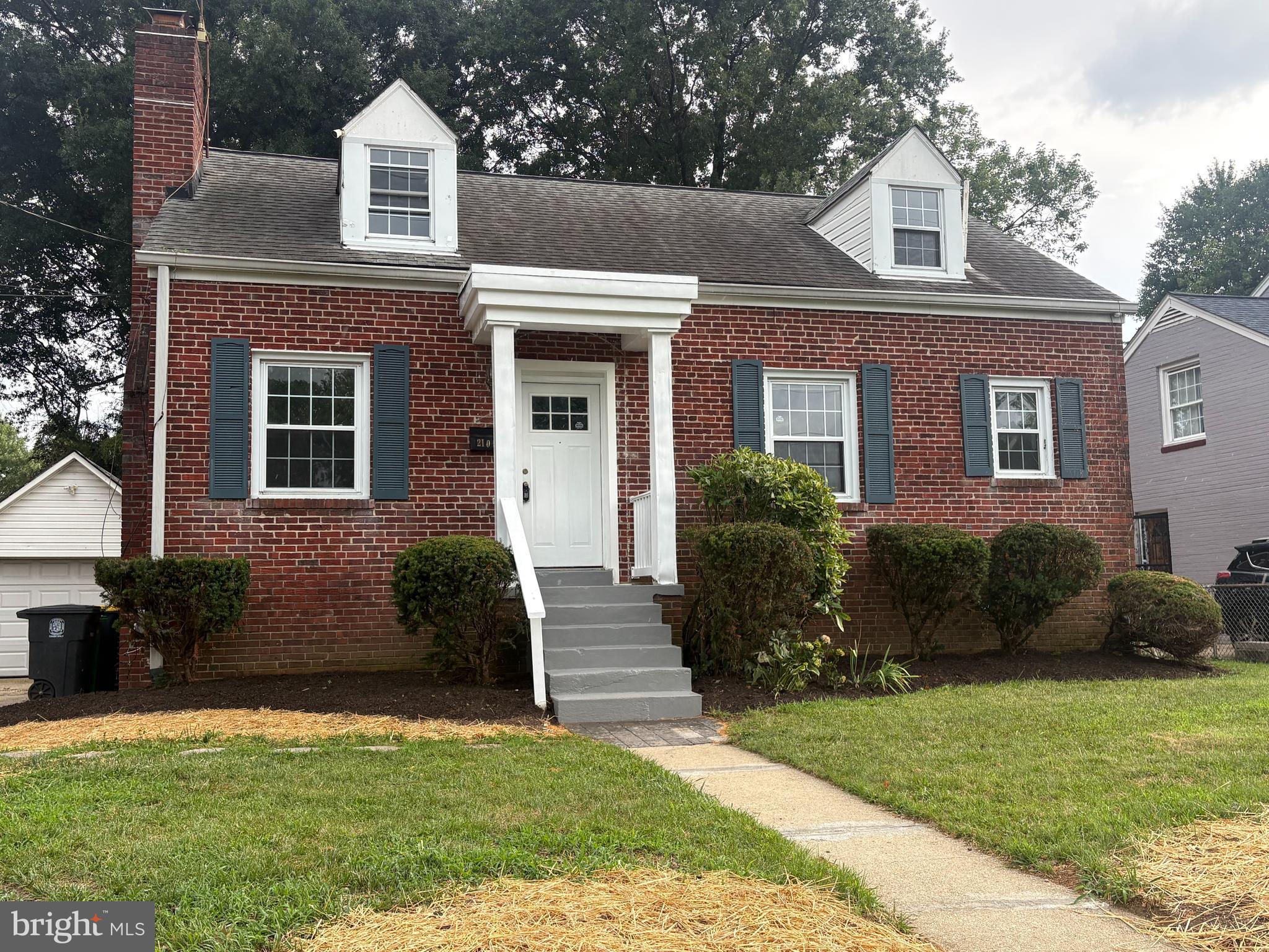 2105 Amherst Road Hyattsville, MD 20783 - Photo 1 of 5 Gallery Image 1