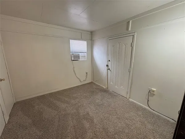 $1,400 | 1008 Poplar Street, Unit 1010, Benbrook, TX 76126