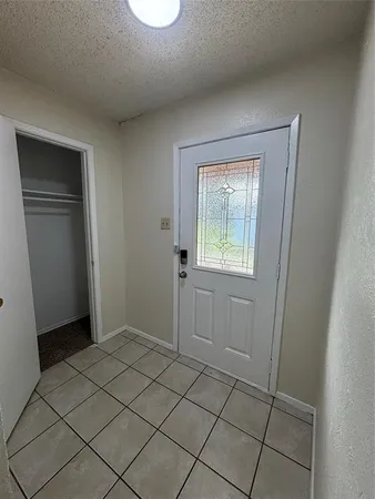 $1,400 | 1008 Poplar Street, Unit 1010, Benbrook, TX 76126