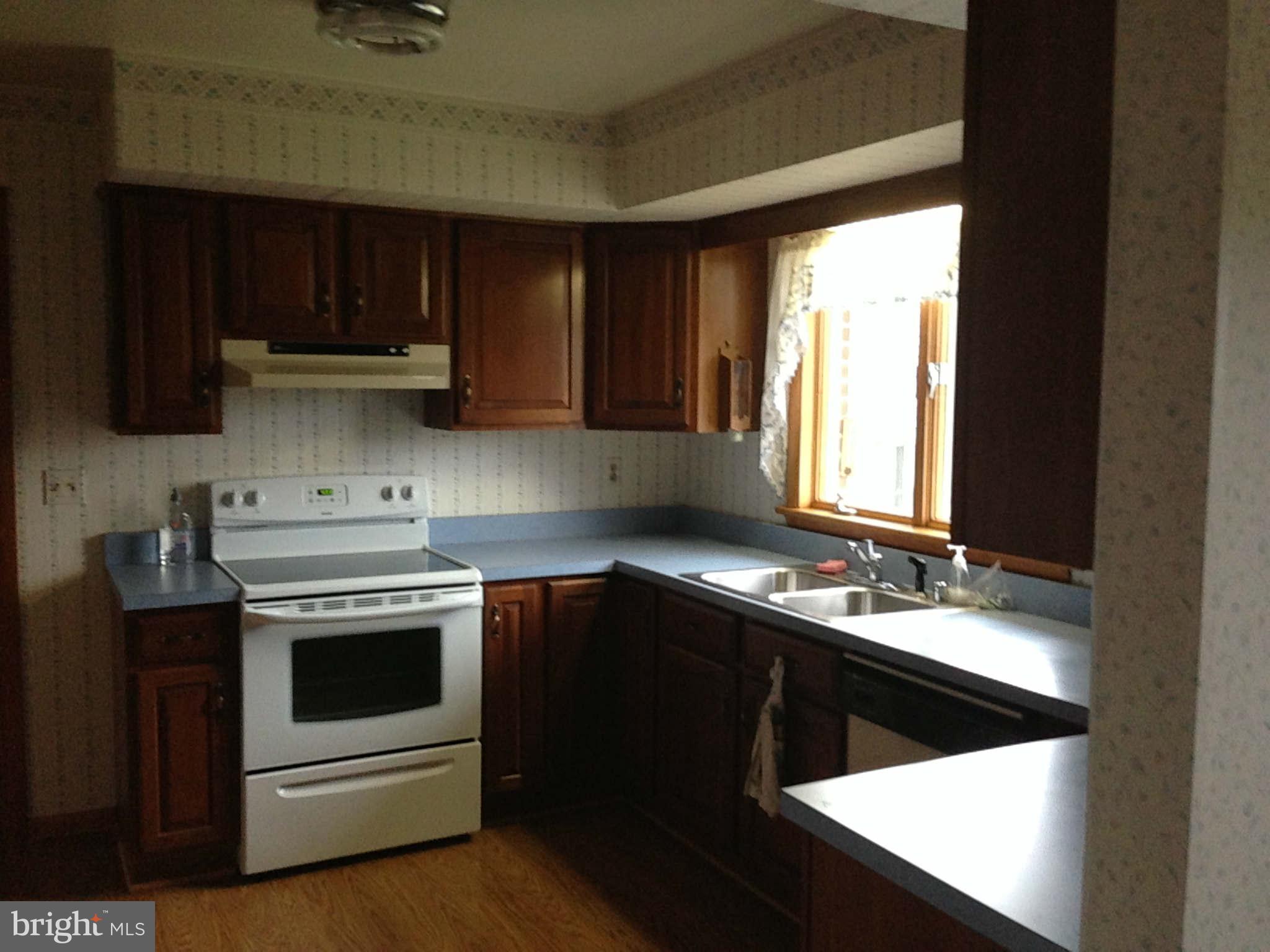 528 Hook Road Westminster, MD 21157 - Photo 6 of 17 Kitchen
