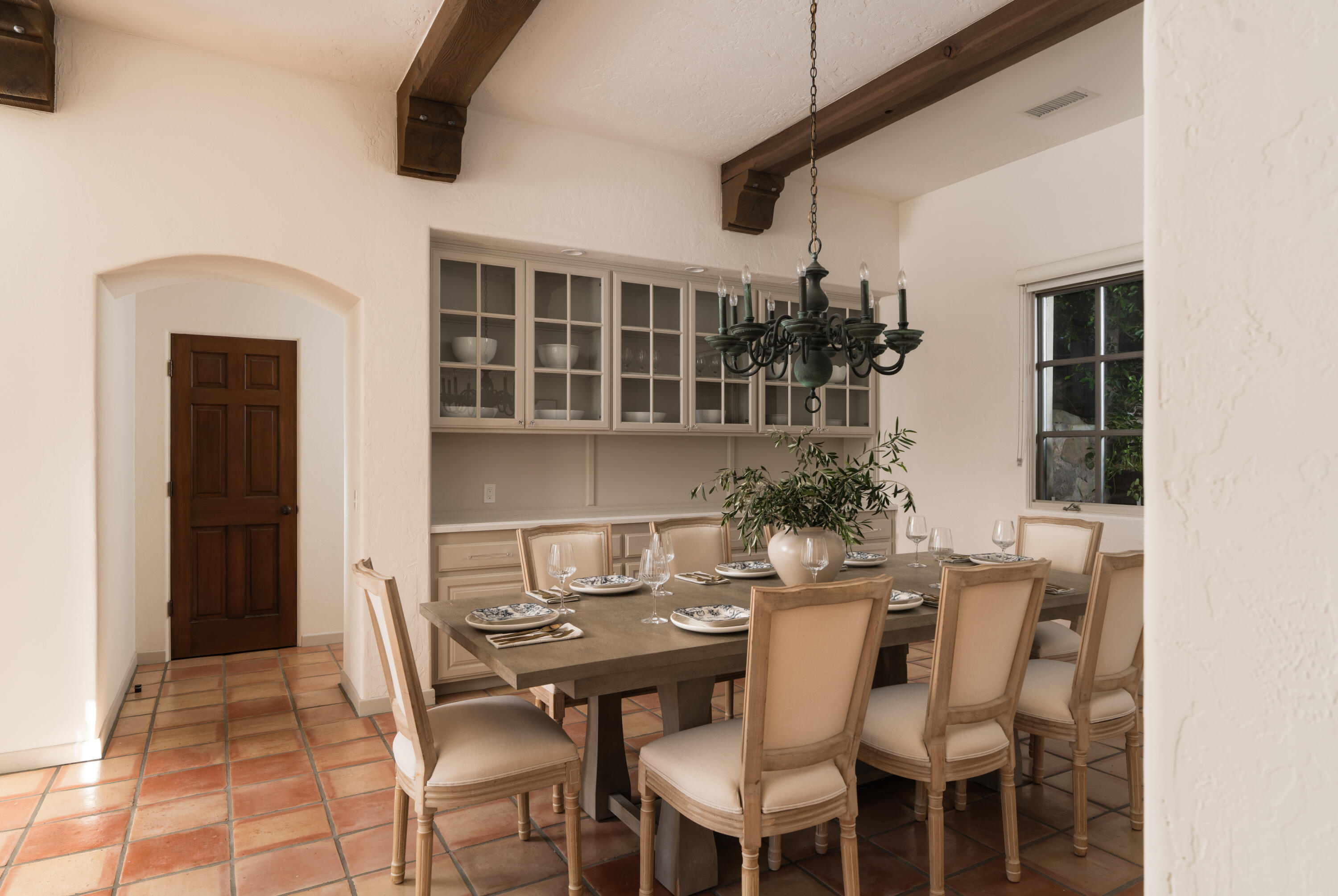 1439 Tunnel Road Santa Barbara, CA 93105 - Photo 13 of 48 Dining Room