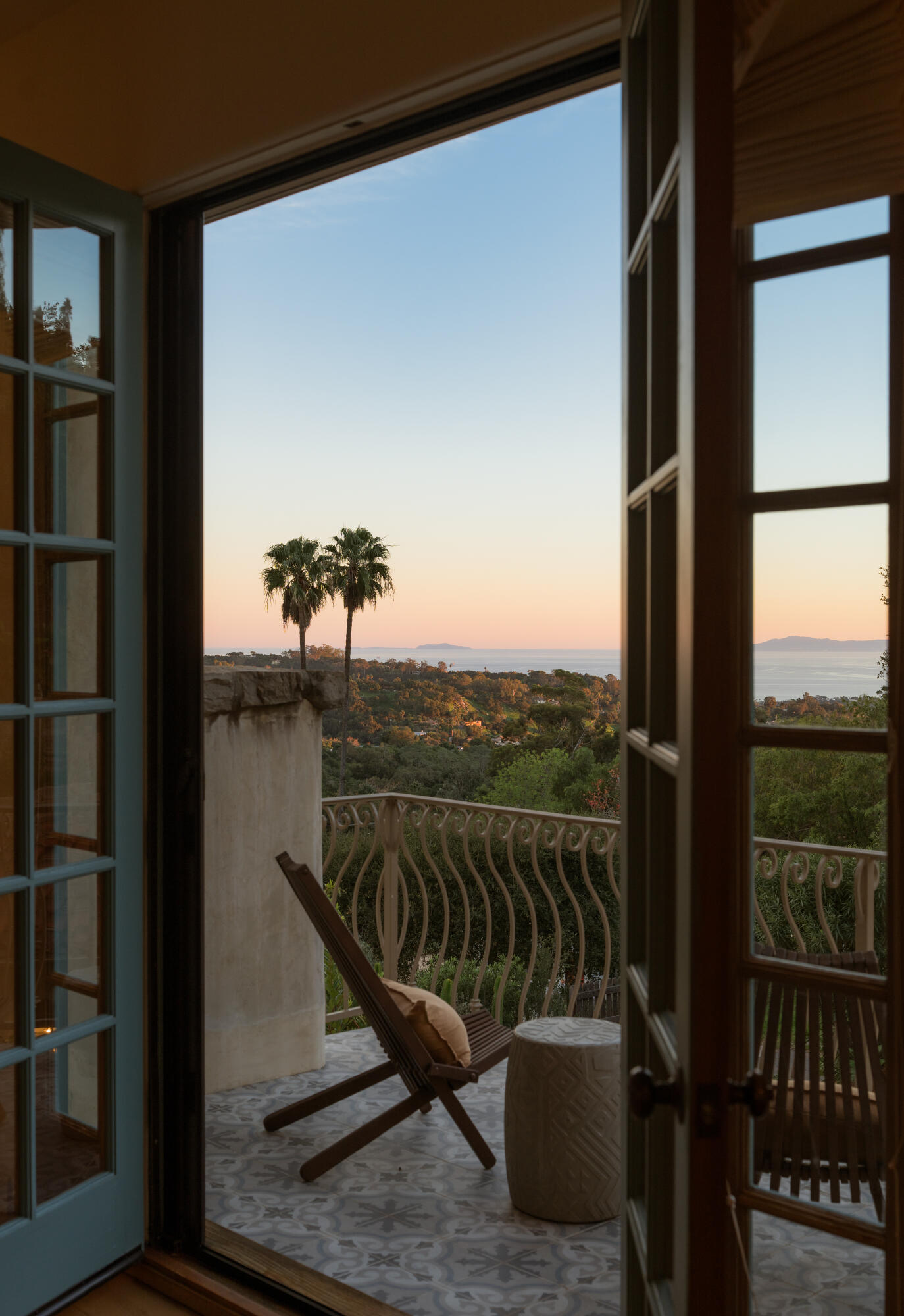 1439 Tunnel Road Santa Barbara, CA 93105 - Photo 16 of 48 Sunset View from Primary