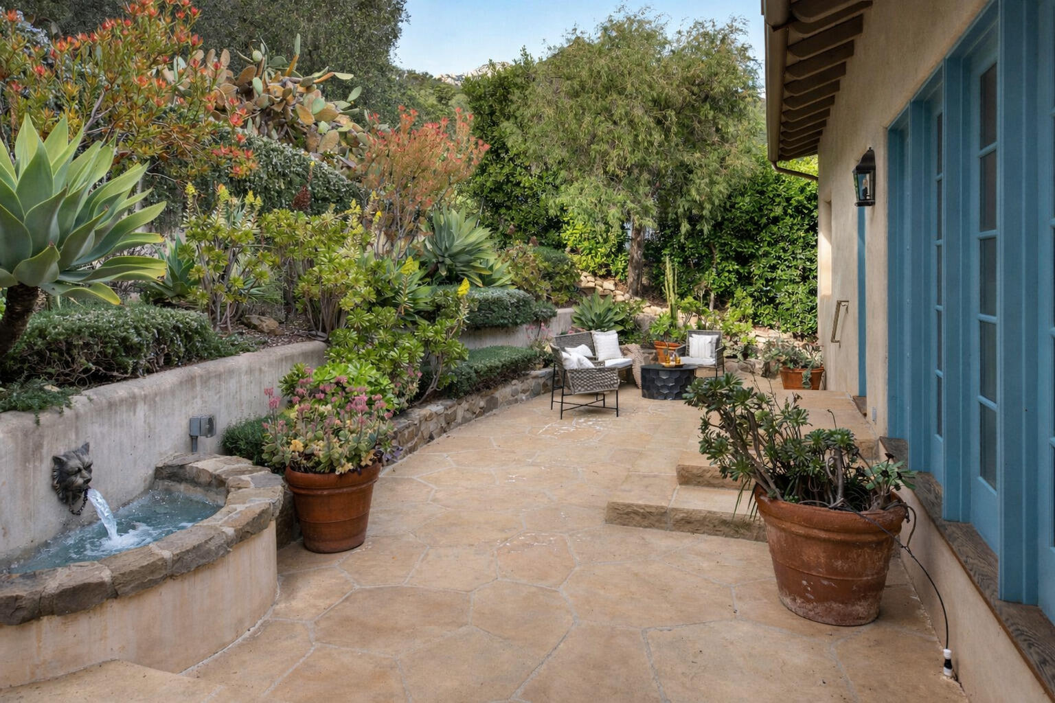 1439 Tunnel Road Santa Barbara, CA 93105 - Photo 31 of 48 Back Courtyard