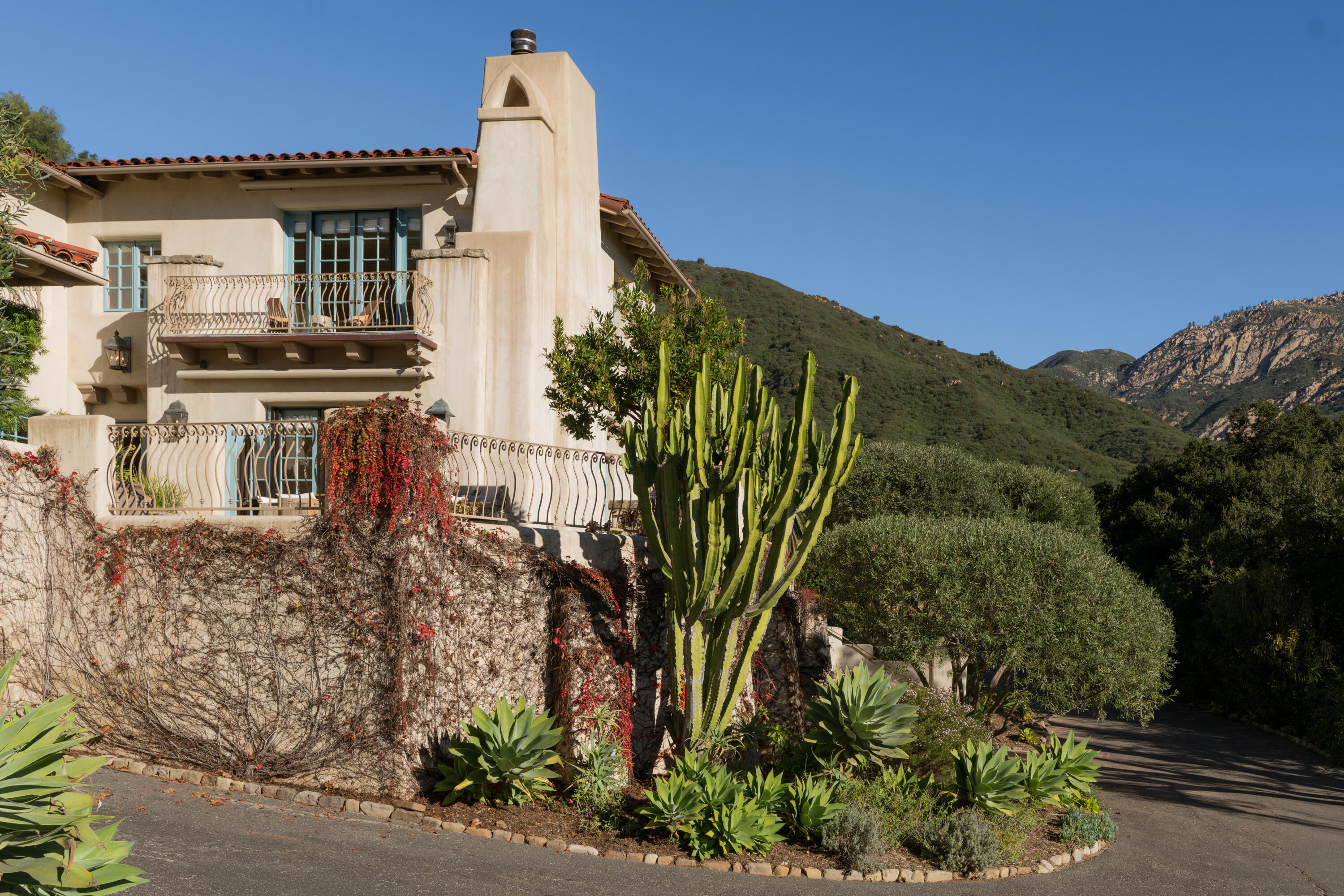 1439 Tunnel Road Santa Barbara, CA 93105 - Photo 34 of 48 Mountain Views