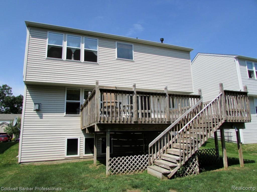 428 Otter Run Road Holly, MI 48442 - Photo 4 of 43