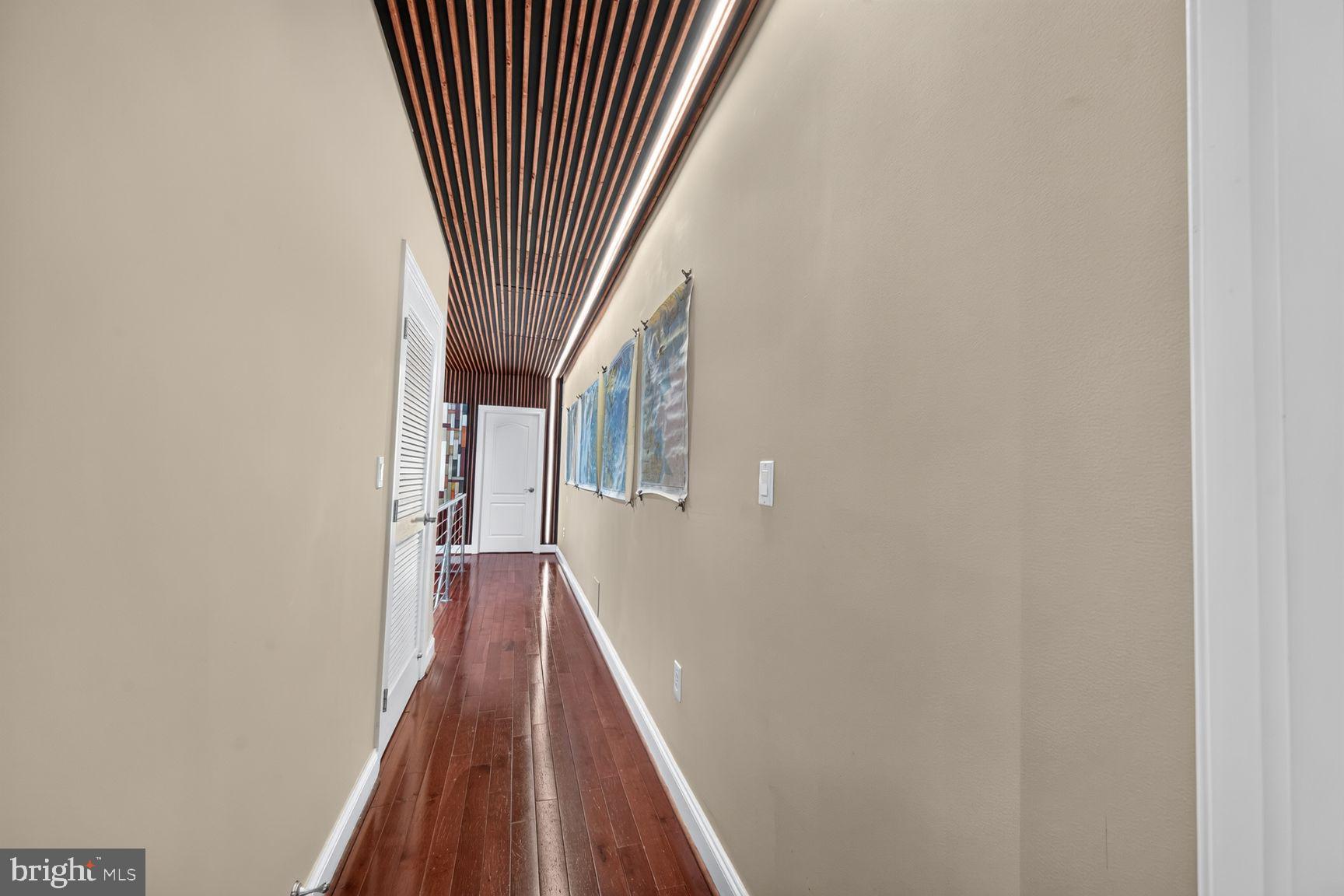 507 M Street Northeast, Unit 2 Washington, DC 20002 - Photo 15 of 27 Custom Hallway