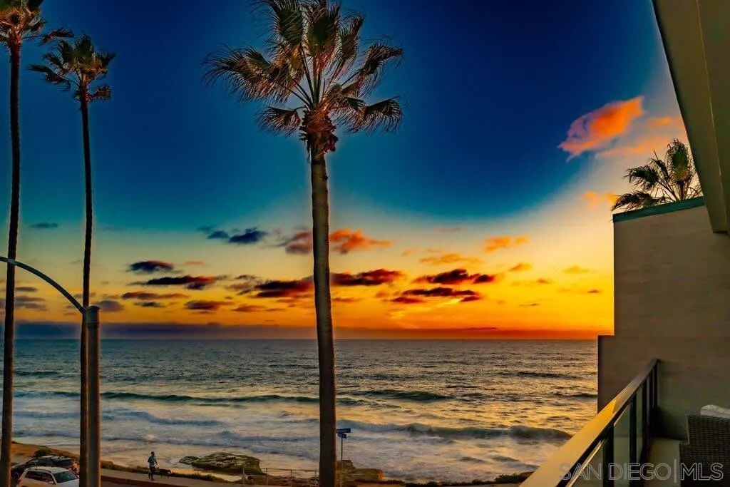 6767 Neptune Place, Unit 301 La Jolla, CA 92037 - Photo 35 of 39 a view of a lake