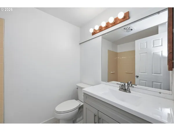 $189,500 | 4023 Donald Street, Unit K, Eugene, OR 97405