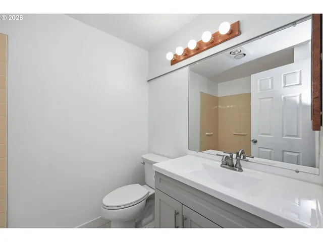 $210,000 | 4023 Donald Street, Unit K, Eugene, OR 97405