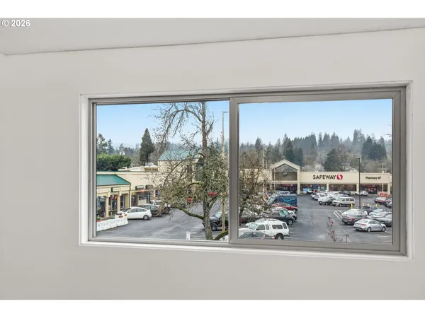 $189,500 | 4023 Donald Street, Unit K, Eugene, OR 97405