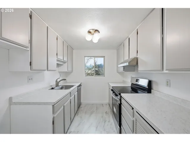 $210,000 | 4023 Donald Street, Unit K, Eugene, OR 97405