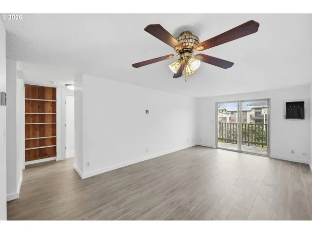 $210,000 | 4023 Donald Street, Unit K, Eugene, OR 97405