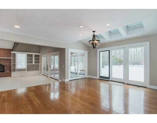 17 Coachman Ridge Road Shrewsbury, MA 01545 - Photo 9 of 30 Gallery Image 9